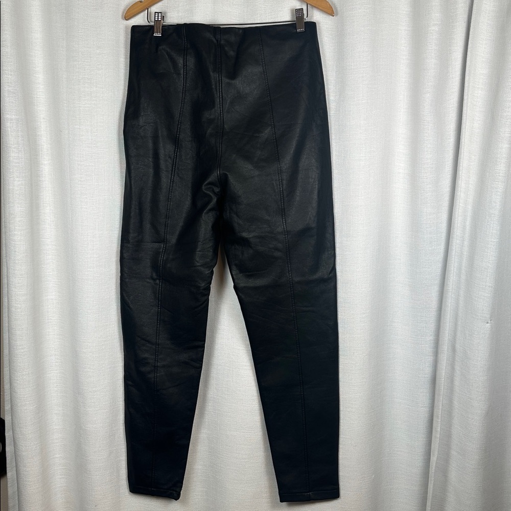 New Look Curves sz 14 Black Leather like faux Leggings leather pants - Picture 5 of 5